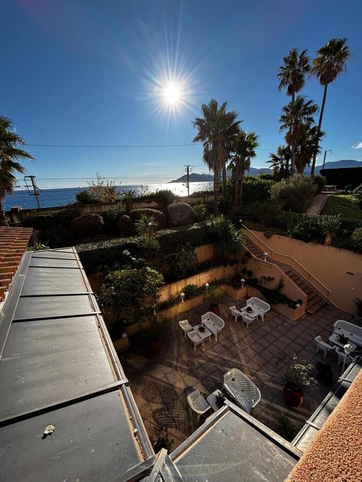 Appartamento In Riva Al Mare A Канны Экстерьер фото